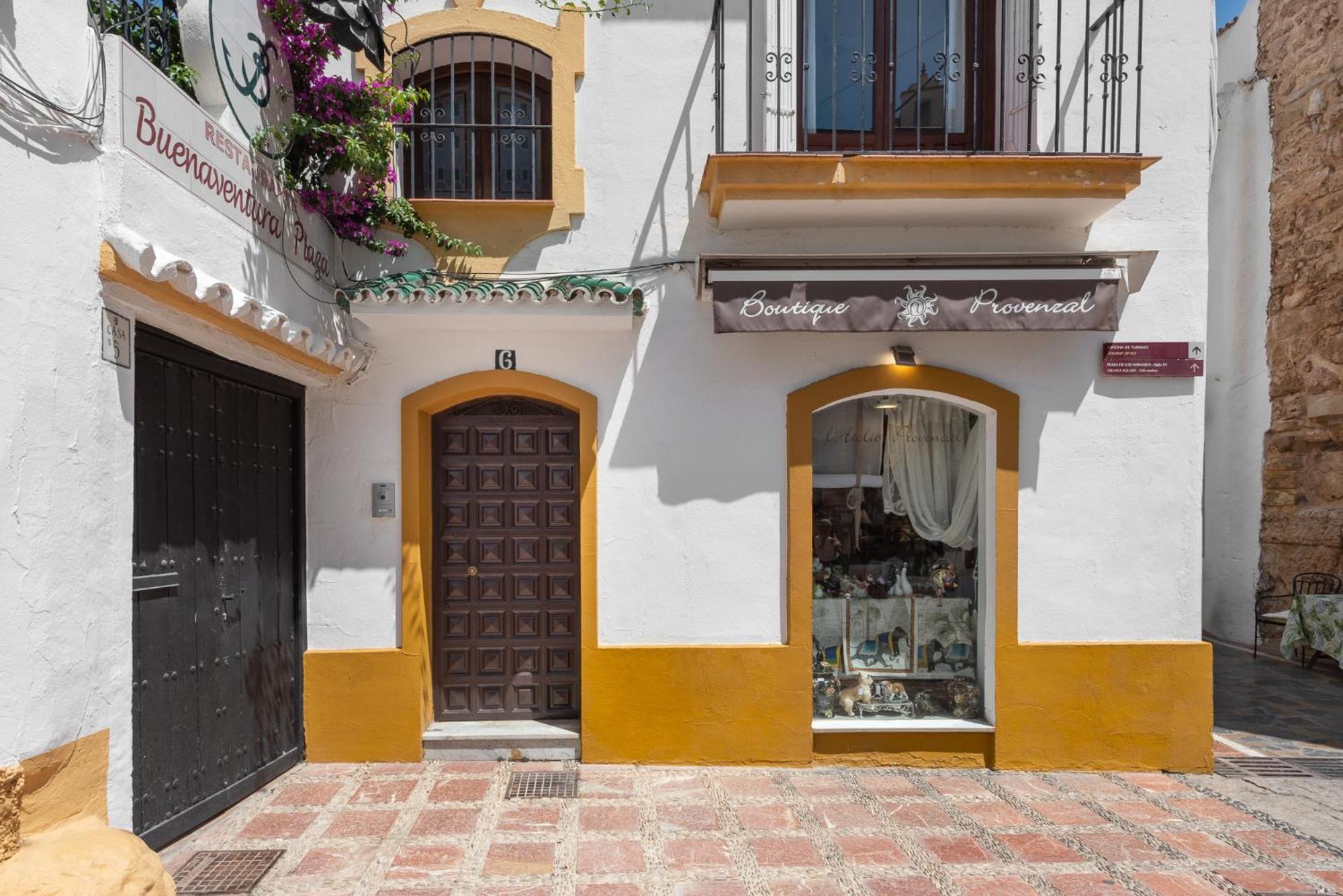 Encantadora Casa En El Casco Antiguo De Marbella Kültér fotó